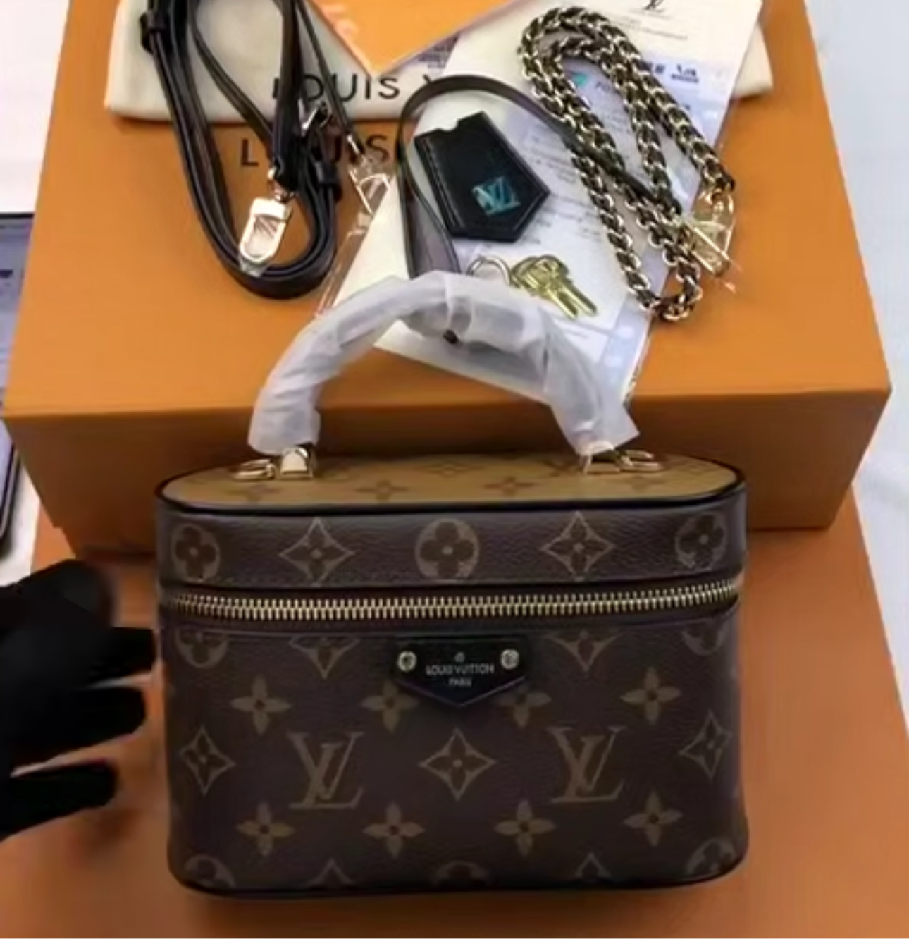 LV