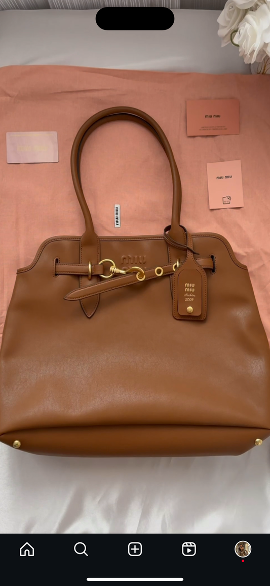MIUMIU